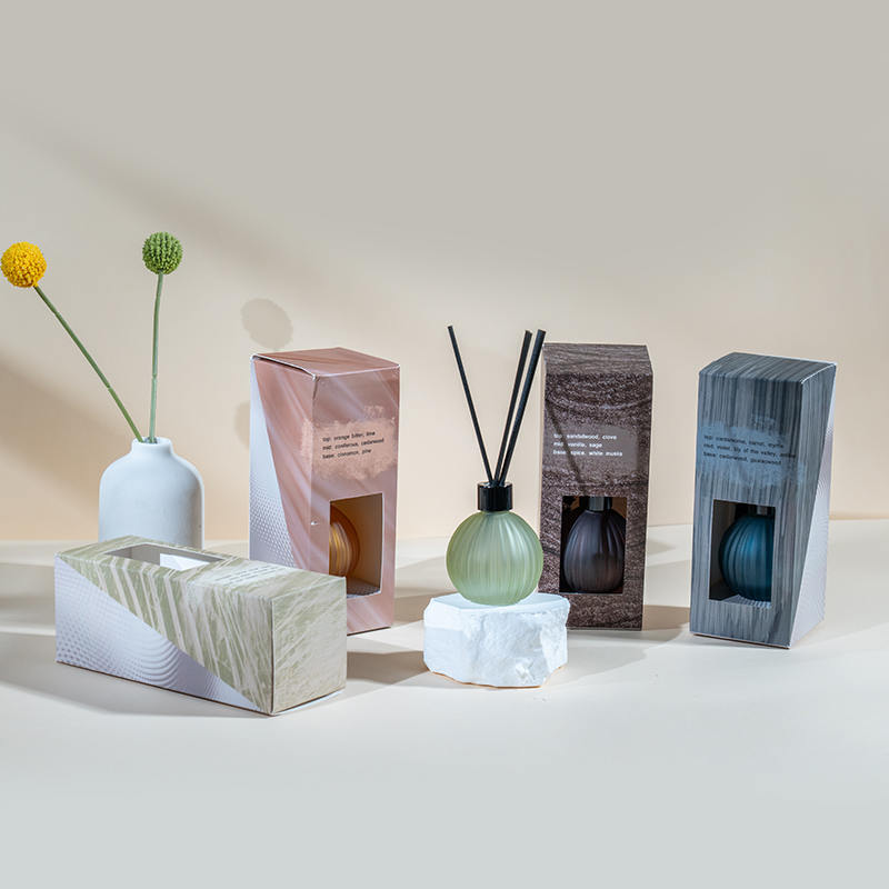 Dikey çizgili küçük cam ampul buharlaşan şişe kamış difüzör-ev kokusu kamış difüzör üreticisi