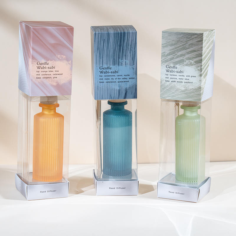 Yüksek dikey şerit yuvarlak cam şişe kamış difüzör-aroma difüzör yağı üreticisi