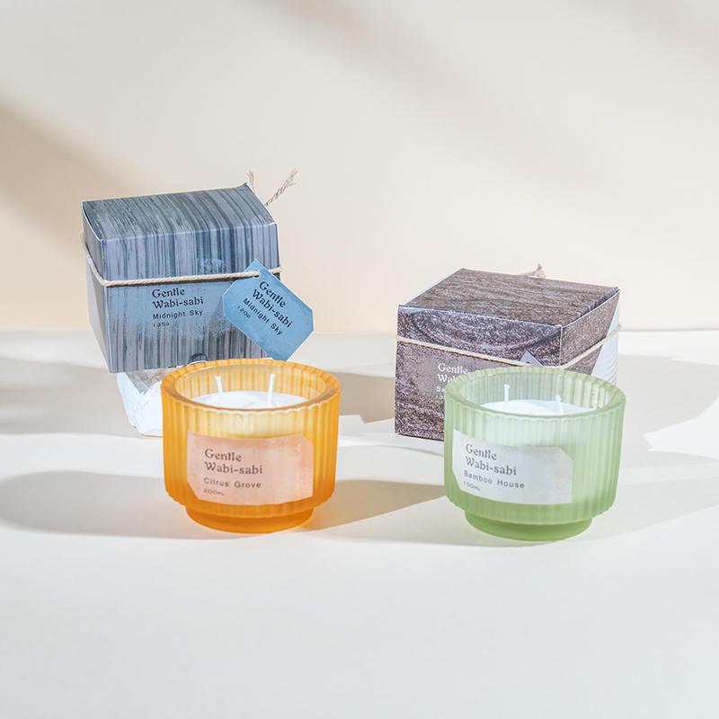 Dikey çizgili yuvarlak cam mumluk kokulu mumlar-eko soya balmumu mum satıcısı