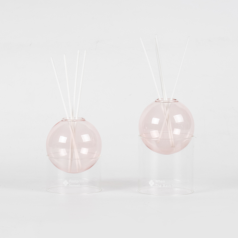 Şeffaf cam taban, cam küre tipi kamış difüzör stili aromaterapi