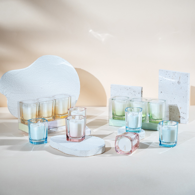 Degrade renkli 3 adet kare mum seti