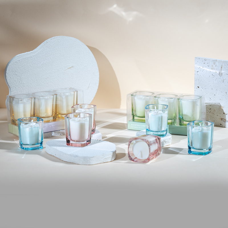 Degrade renkli 3 adet kare mum seti